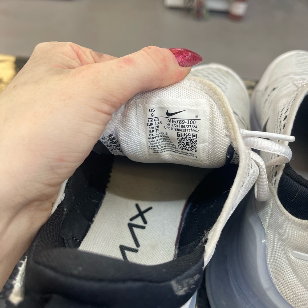 Nike Air Max 270 White and Black Athletic Shoes - Picture 5 of 7